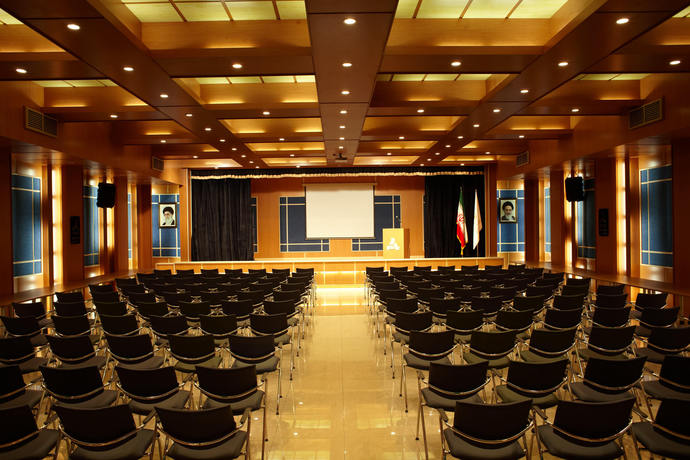 Imagen de los interiores del Hotel Gostaresh. Foto 7