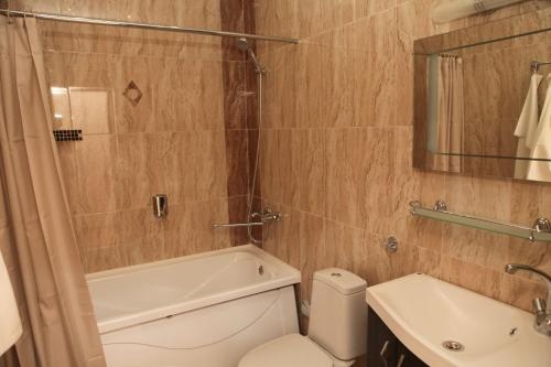 Imagen de la habitación del Hotel Gostinitsa Absolut-hotel. Foto 7