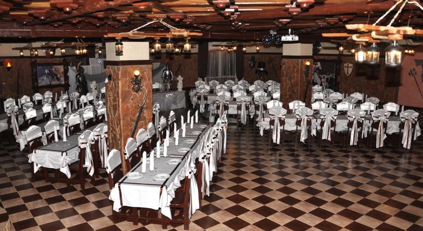 Imagen del bar/restaurante del Hotel Gostinyi Dom. Foto 2