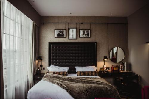 Imagen de la habitación del Hotel Gotham. Foto 14