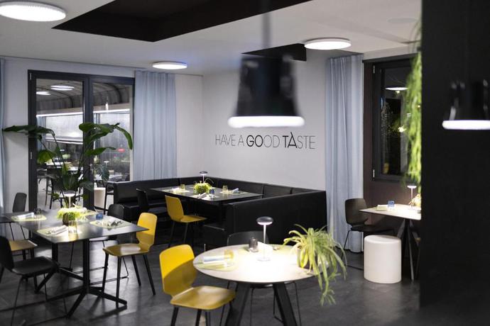 Imagen del bar/restaurante del Hotel Goti'. Foto 3