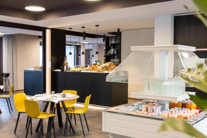 Imagen del bar/restaurante del Hotel Goti'. Foto 5