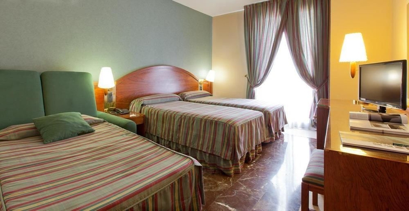 Imagen de la habitación del Hotel Gotico. Foto 9