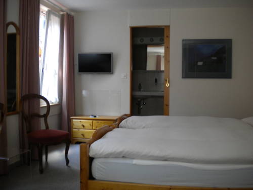 Imagen de la habitación del Hotel Gotthard. Foto 9