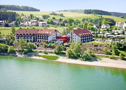 Imagen general del Hotel Göbel's Seehotel Diemelsee. Foto 1