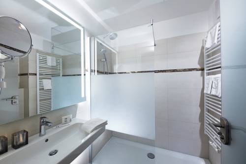 Imagen de la habitación del Hotel G&ouml;bel's Seehotel Diemelsee. Foto 8