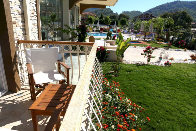 Imagen de la piscina del Hotel Göcek Naz. Foto 16