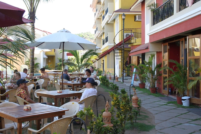 Imagen del bar/restaurante del Hotel Goveia Holiday Resort. Foto 4