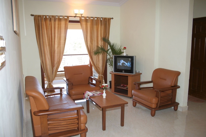 Imagen de los interiores del Hotel Goveia Holiday Resort. Foto 10