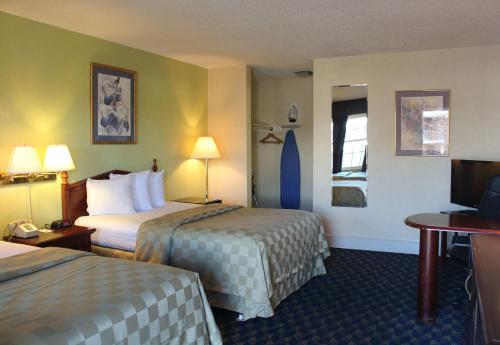 Imagen de la habitación del Hotel Governor House Inn Arlington/Falls Church. Foto 8