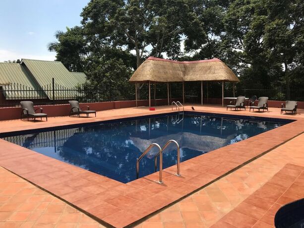 Imagen general del Hotel Governors Club, Entebbe City. Foto 4
