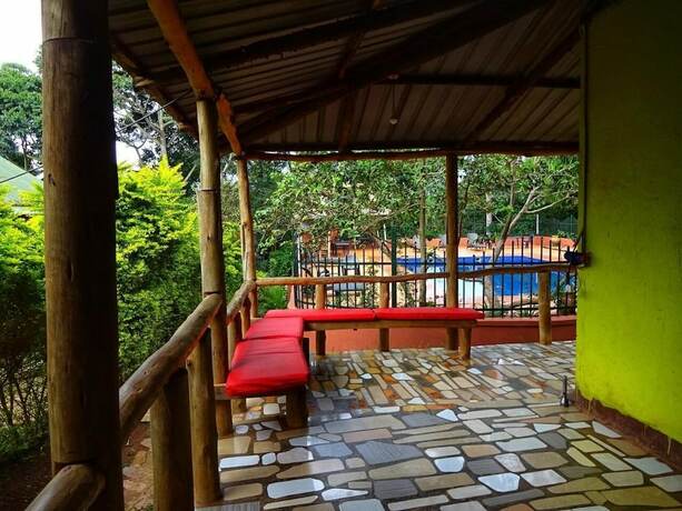 Imagen general del Hotel Governors Club, Entebbe City. Foto 9