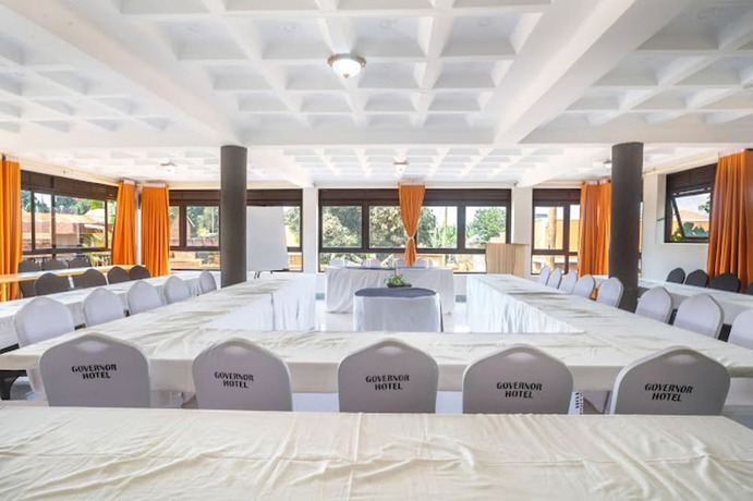 Imagen de los interiores del Hotel Governors. Foto 20