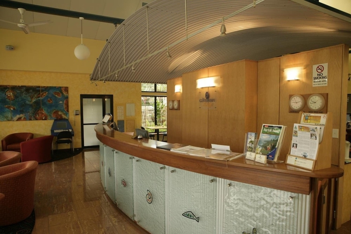 Imagen de los interiores del Hotel Governor's Lodge Resort. Foto 15