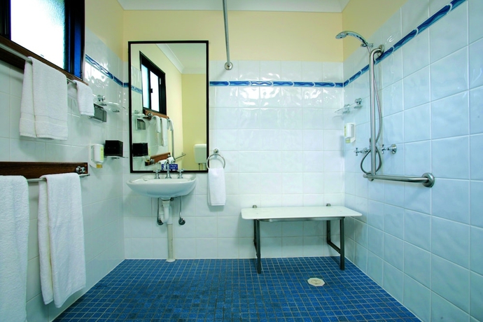 Imagen de la habitación del Hotel Governor's Lodge Resort. Foto 10