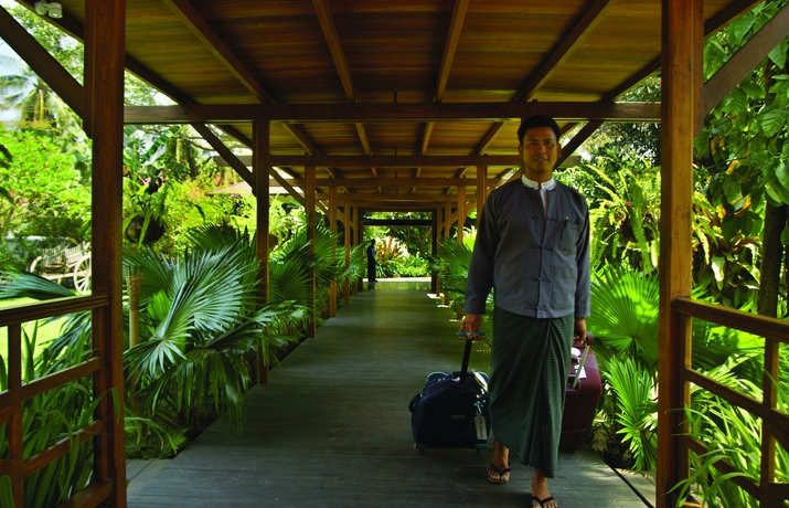 Imagen de los exteriores del Hotel Governor's Residence. Foto 10