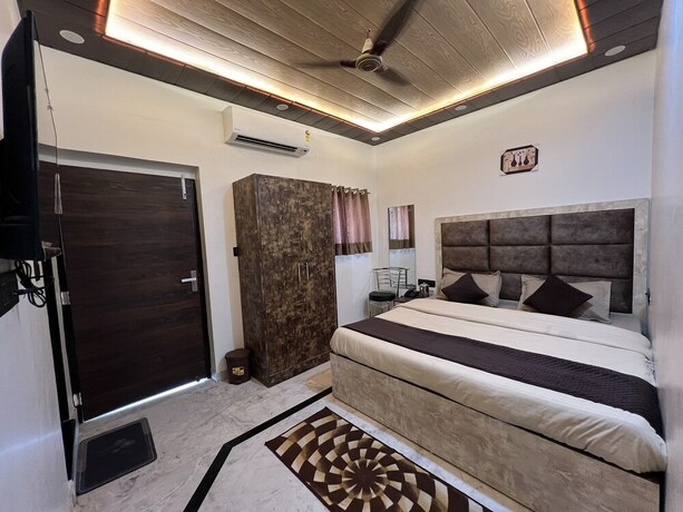 Imagen general del Hotel Govindam Royal Stay. Foto 15