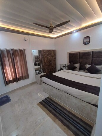 Imagen de la habitación del Hotel Govindam Royal Stay. Foto 23