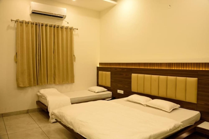 Imagen de la habitación del Hotel Govindam, Ujjain. Foto 6