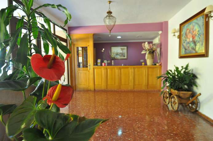 Imagen de los interiores del Hotel Goya, Almu&ntilde;&eacute;car. Foto 20