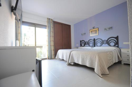 Imagen de la habitación del Hotel Goya, Almu&ntilde;&eacute;car. Foto 7