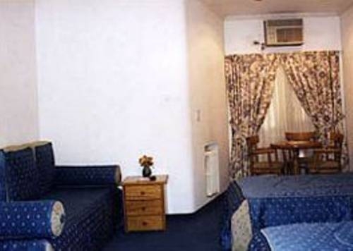 Imagen de la habitación del Hotel Goya Hotel. Foto 27