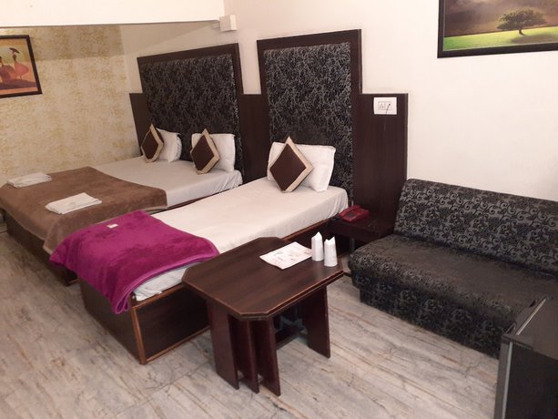 Imagen de la habitación del Hotel Goyal. Foto 3