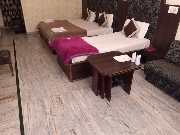 Imagen de la habitación del Hotel Goyal. Foto 7