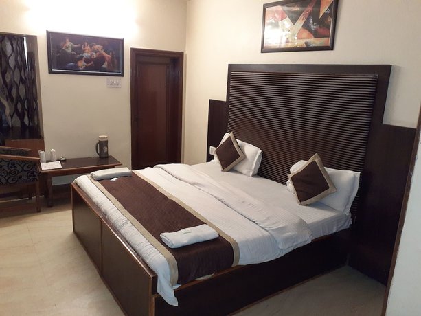 Imagen de la habitación del Hotel Goyal. Foto 12