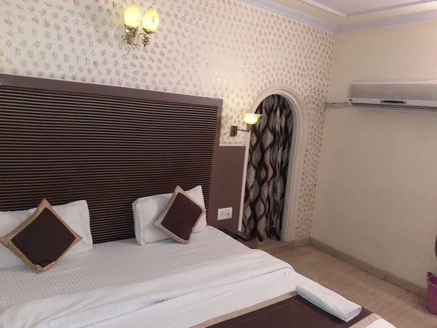 Imagen de la habitación del Hotel Goyal. Foto 19