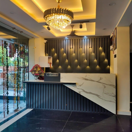 Imagen de los interiores del Hotel Goyal Palace. Foto 16