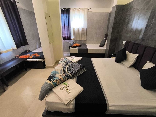 Imagen de la habitación del Hotel Goyal Palace. Foto 11