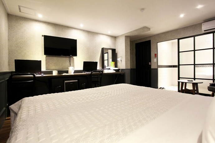 Imagen de la habitación del Hotel Goyang Lin. Foto 25