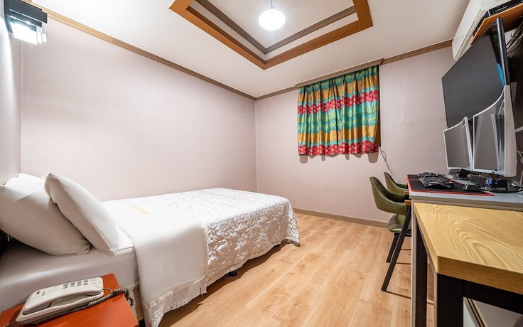 Imagen de la habitación del Hotel Goyang Royal. Foto 13