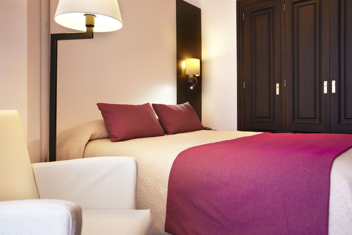 Imagen de la habitación del Hotel Gpro Valparaiso Palace and Spa. Foto 3