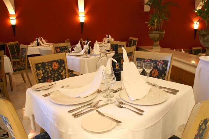 Imagen del bar/restaurante del Hotel Gr Solaris Cancun and Spa - All Inclusive. Foto 5