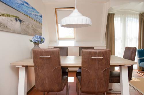 Imagen de la habitación del Hotel Graaf Bernstorff. Foto 15