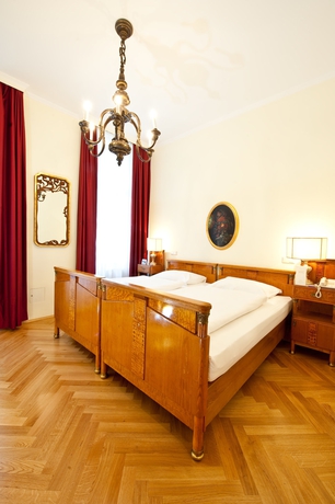 Imagen de la habitación del Hotel Graben. Foto 14