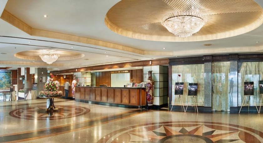 Imagen de los interiores del Hotel Grace. Foto 17