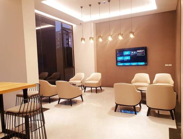 Imagen de los interiores del Hotel Grace Patong. Foto 12