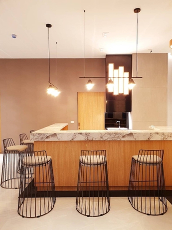 Imagen de los interiores del Hotel Grace Patong. Foto 13
