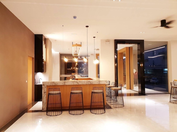 Imagen de los interiores del Hotel Grace Patong. Foto 15