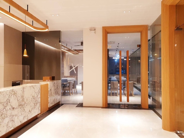 Imagen de los interiores del Hotel Grace Patong. Foto 17