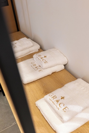 Imagen de la habitación del Hotel Grace, Sarande. Foto 7