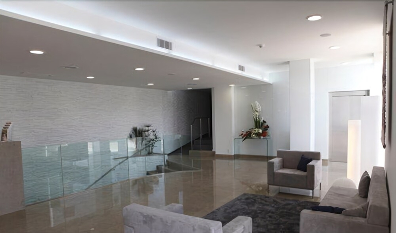 Imagen de los interiores del Hotel Grace Smart Design. Foto 16