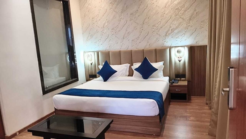 Imagen de la habitación del Hotel Grace Suites. Foto 3