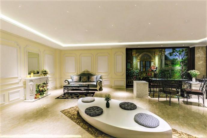 Imagen de los interiores del Hotel Gracy RandJ Hotel. Foto 18