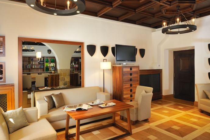 Imagen de la habitación del Hotel Grad Otocec Relais and Châteaux. Foto 4