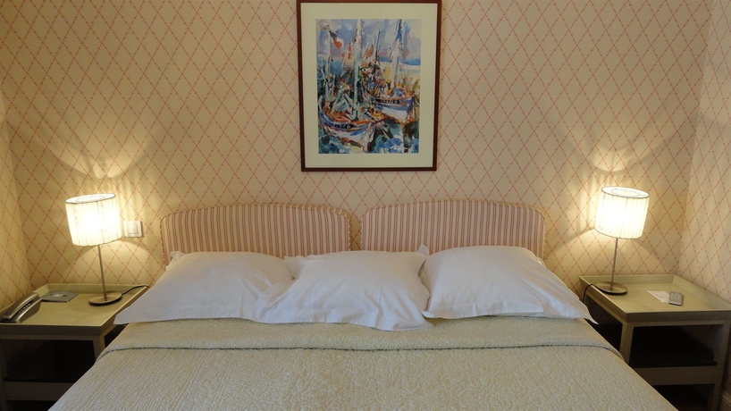 Imagen de la habitación del Hotel Gradlon. Foto 5