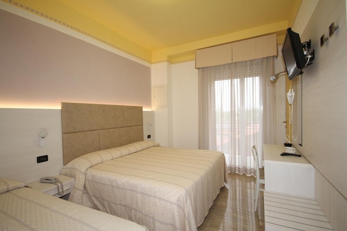 Imagen de la habitación del Hotel Grado, Bellaria-Igea Marina. Foto 9